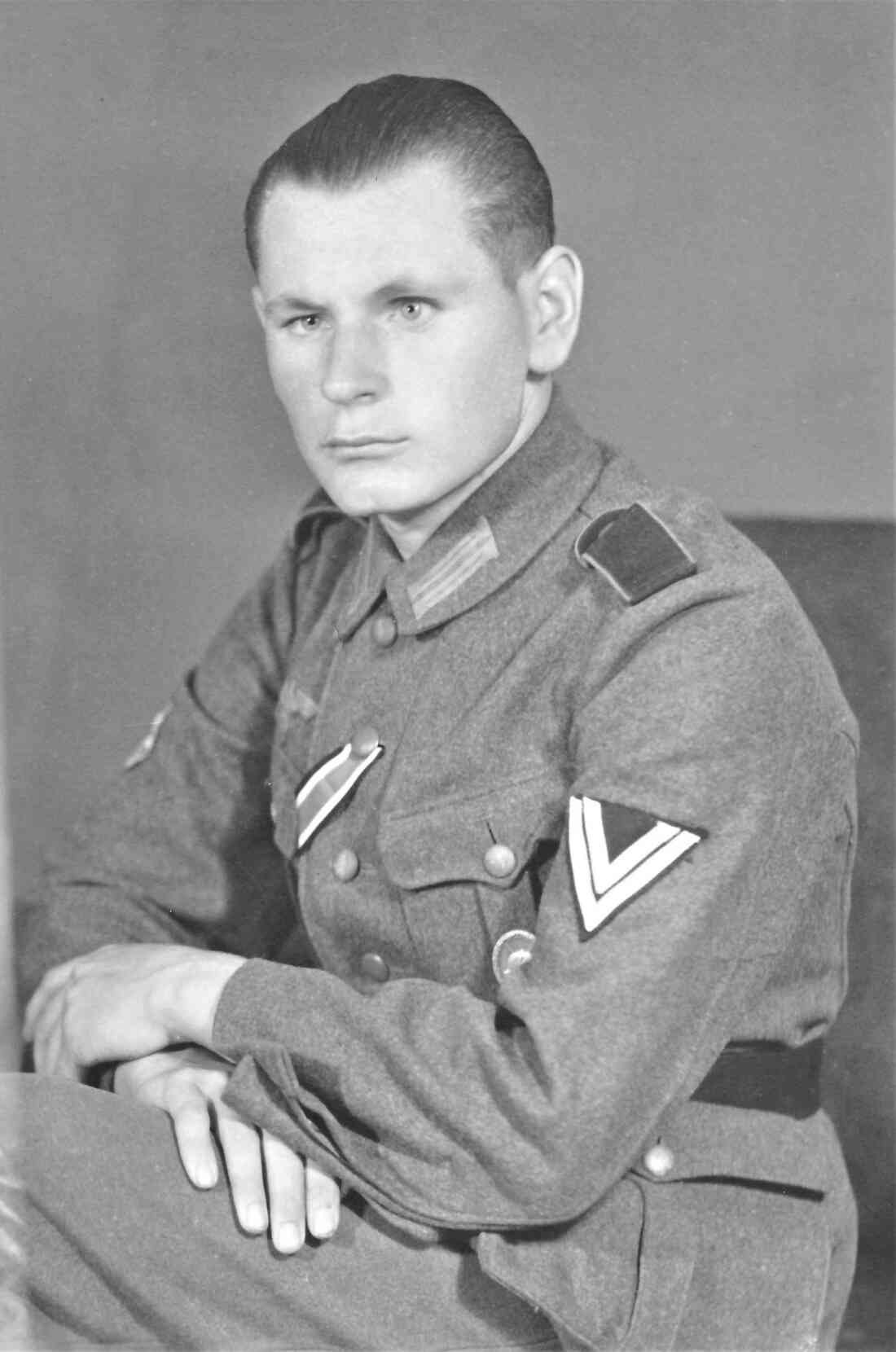 Samuel Kajdocsy (*1921 / +2012) als Soldat der Deutschen Wehrmacht