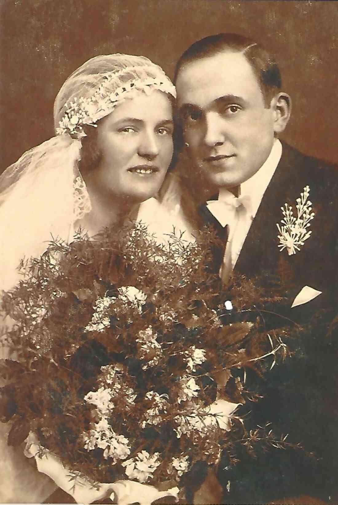 Das Hochzeitspaar Julius Zambo (*1907/+1944 - gefalllen) und Maria Ulreich (*1906/+1978)