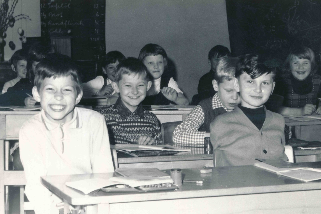 4. Volksschulklasse - Gyaki/Himmelmayer/Wenzl/Krenn/Neubauer/Bencsits/Böcskör/Molnar