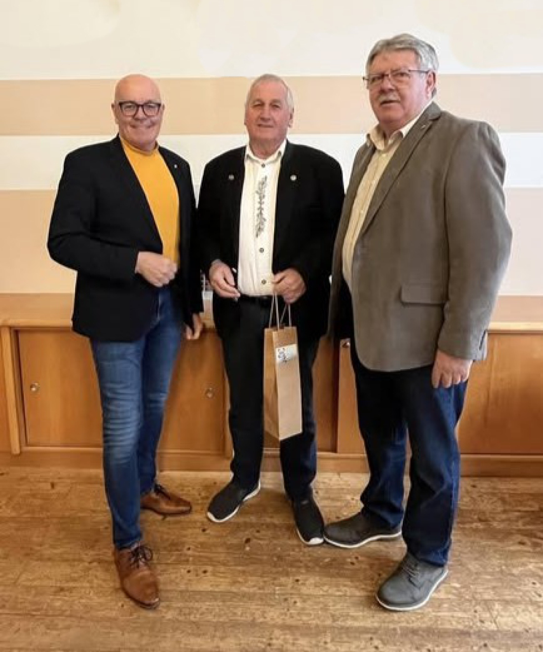 Peter Bernhard - St. Martin: Gratulation der Stadtgmeinde zum 70. Geburtstag - Rosner/Mirtl