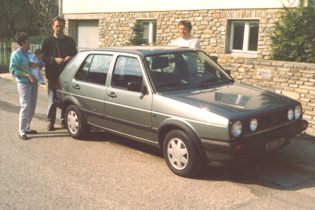 "Unsere Autos" in den 80-er Jahren: Hannes Langer mit seinem Golf II.
