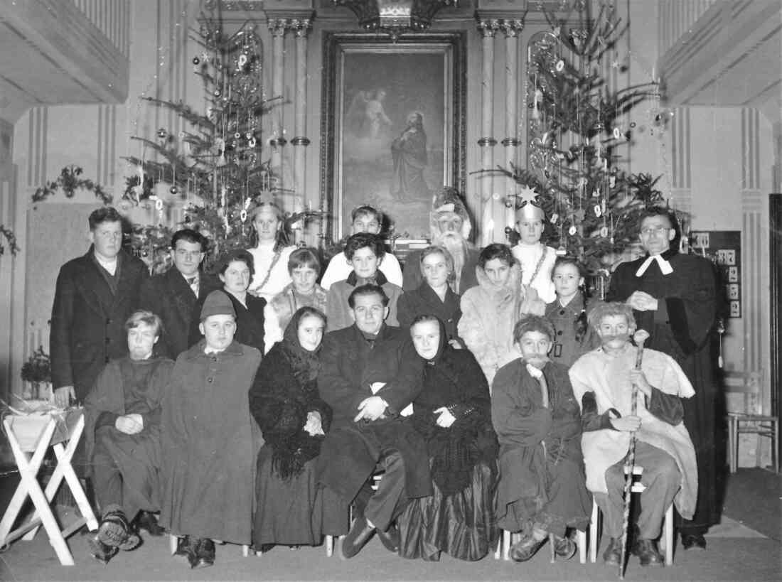 Evang. Pfarrgemeinde AB: Krippenspiel der KonfirmandenInnen