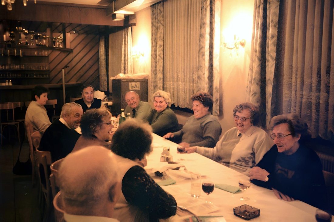 Ref. Gruppe zum Singen und Plaudern im Gasthof Drobits - Osvald/Hegedüs/Gangoly/Lajcsi Muzsikas/Imre/Seper/Baliko/Muth