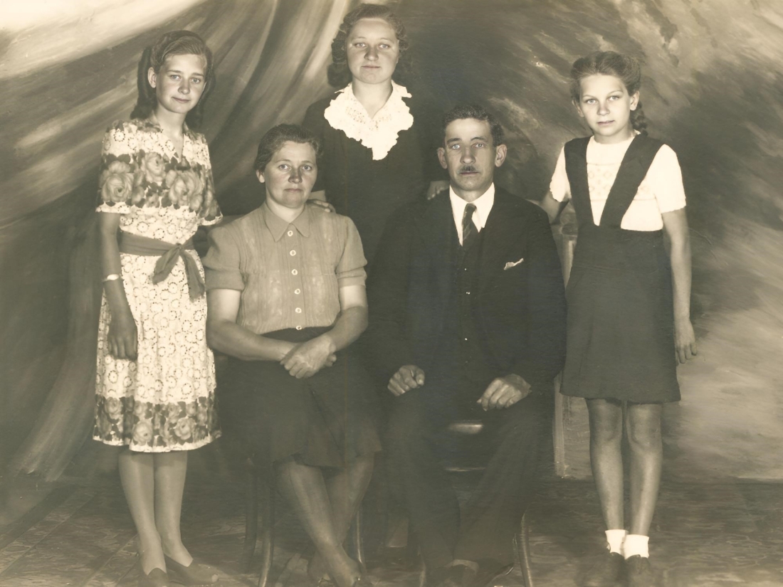 Familie Ottilie (geb. Grof) und Alexander Krautsak (auch Krautsok oder Krautsack) - OW 52 / Kastaniengasse 1