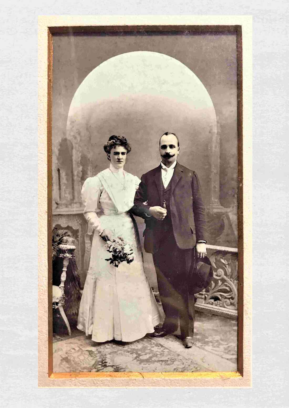 Das Hochzeitspaar Karoline Seybold (*1880/+1946) und Andreas Musser (*1877/+1959)