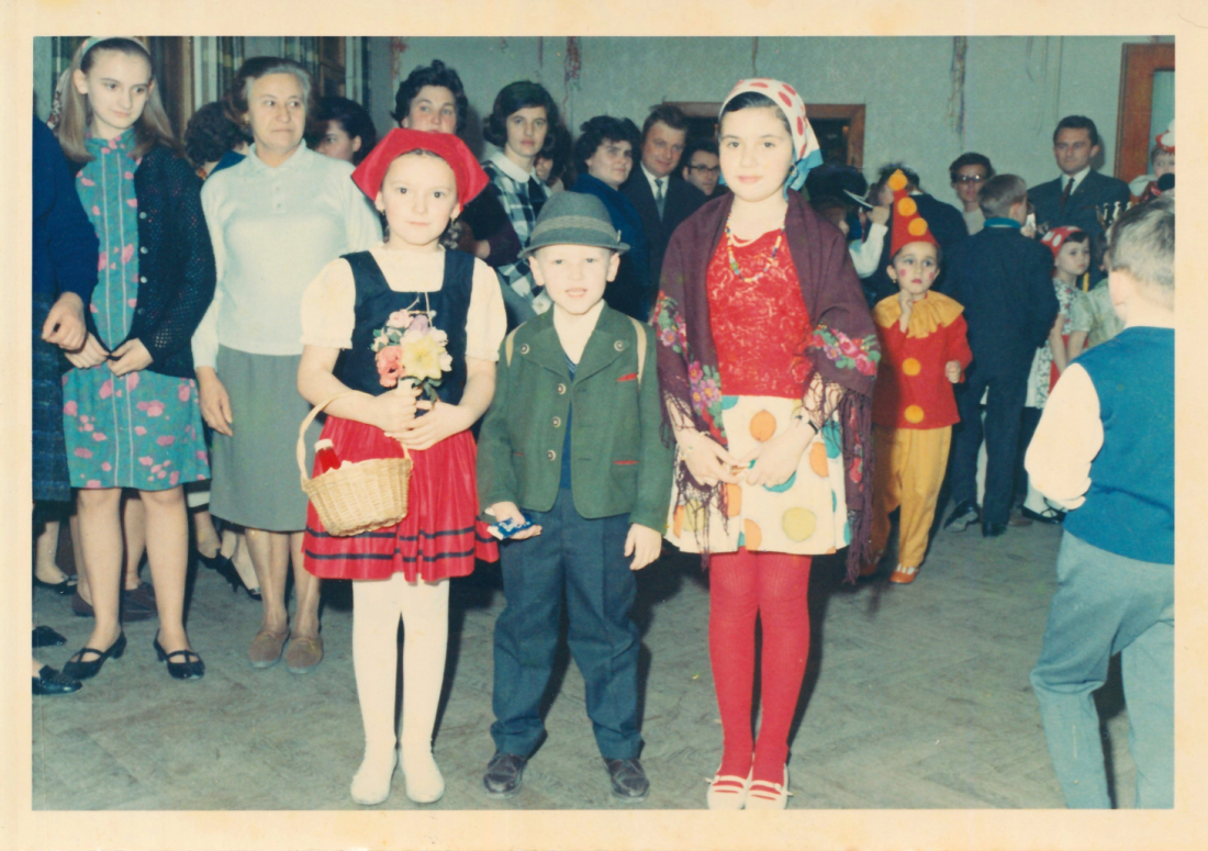 Fasching: ÖVP-Kindermaskenball im Gasthof Seper - Sterniczky/Haris/Fuith/Adorjan/Grabenhofer/Saurer