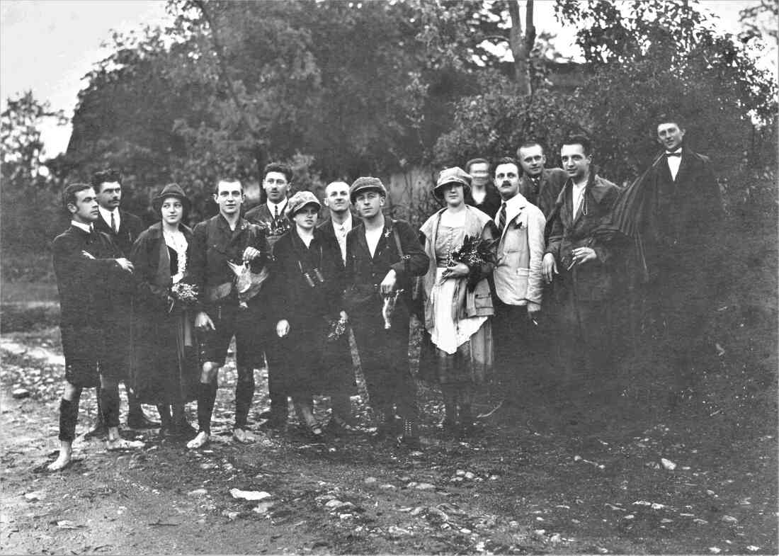 Gruppe von jungen OberwarternInnen nach der erfolgreichen Bekassinen- bzw. Schnepfenjagd