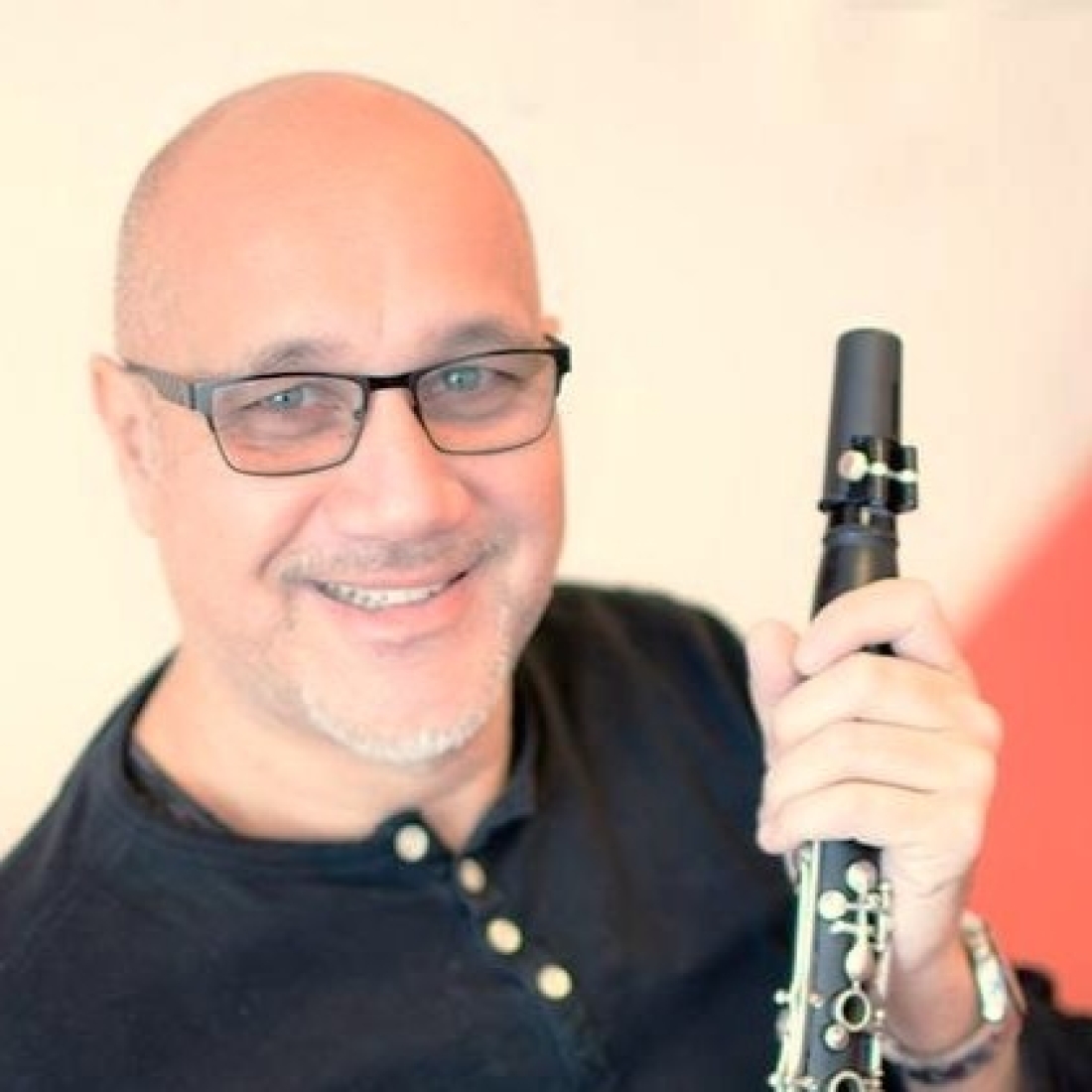 Aktuelle Persönlichkeit der Stadt: Helmut Hödl (*1969) - Klarinettist, Komponist, Professor am Joseph Haydn Konservatorium - ehemaliges Mitglied der Stadtkapelle (Portrait)