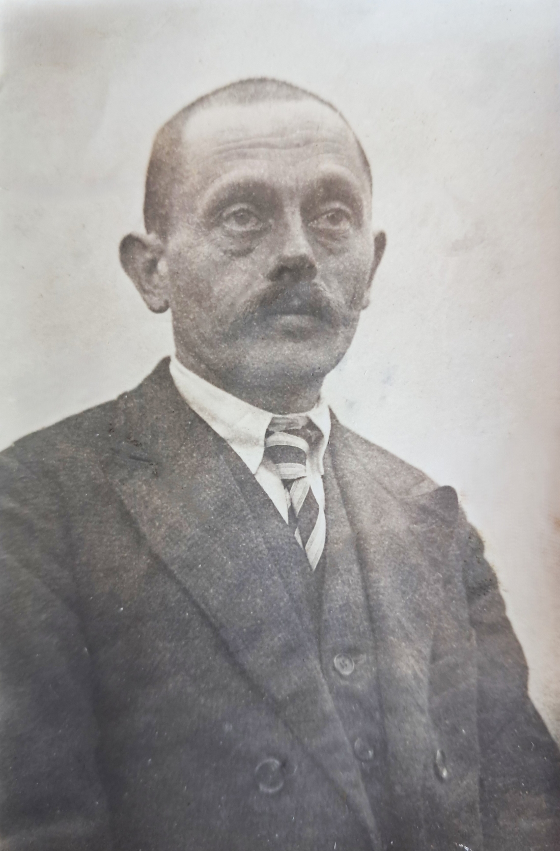 Josef Mohat (*1898/+1968) - OW 420 / Dornburggasse 31