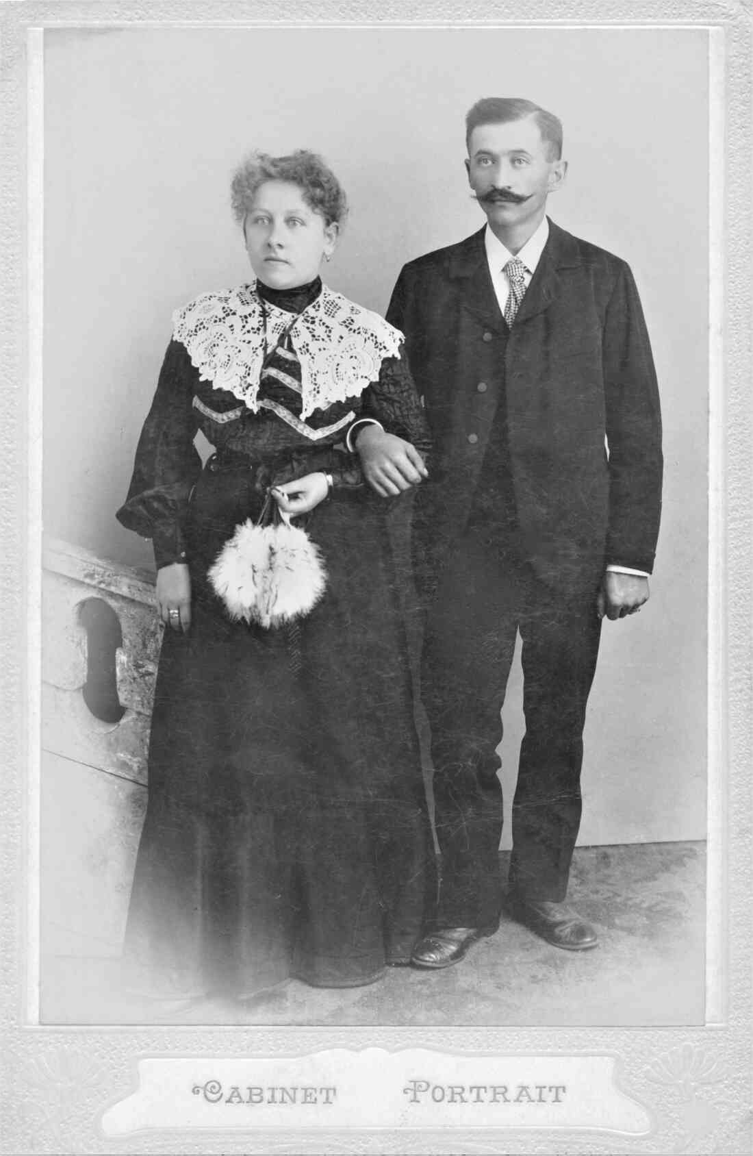 Ehepaar Michael Fülöp (*1836 / +1902; Erbauer des Hauses OW 671 / Wienerstraße 51 heute "Tamdhu" bzw. "Fiftyone The Irish Pub") und Gattin Julianna Fülöp (geb. Toth, *1842/ + ??) - Portrait