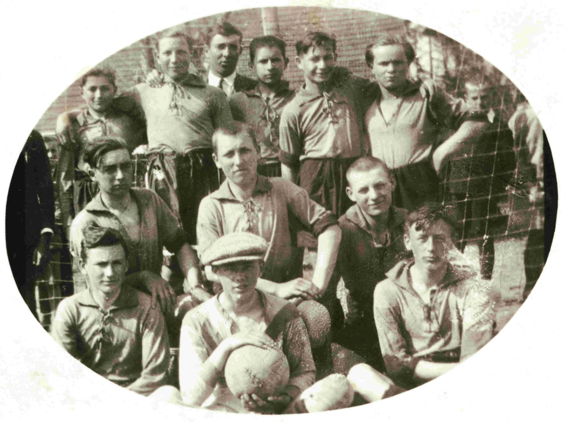 Fußball: Jugendmannschaft des Oberwarter Sportclub (Felsööri Sport Egylet - später SC Oberwart) - Stieber/Seper