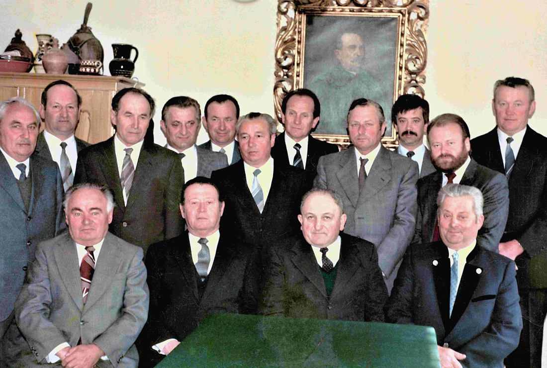 Reformierte Pfarrgemeinde: das Presbyterium im April 1985