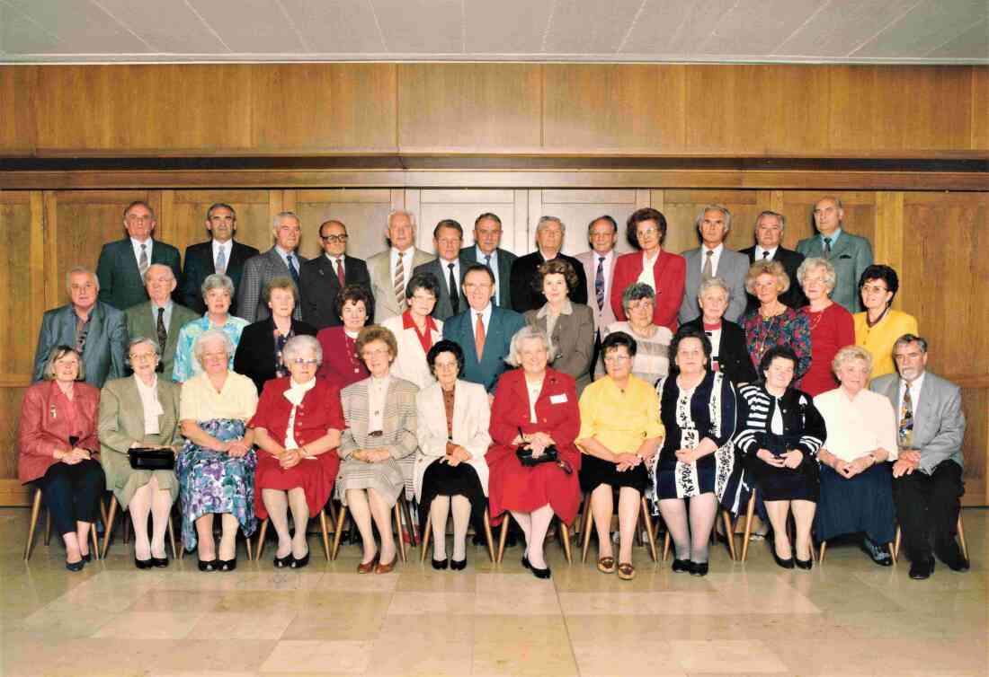 Gruppe der Teilnehmer am 50-jährigen HAS-Abschlusstreffen