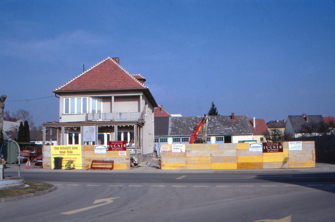 Neubau der AGIP-Tankstelle Schranz (Wienerstraße 52)