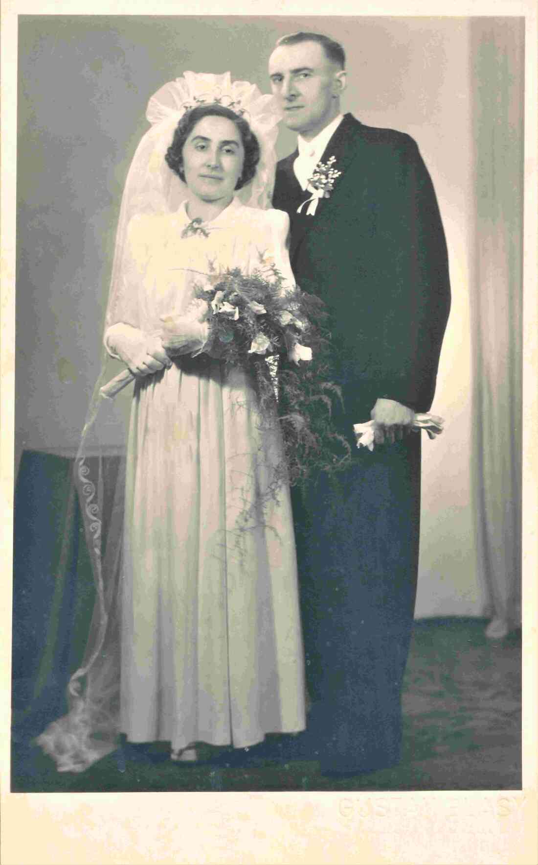 Das Hochzeitspaar Elisabeth Zambo (*1919/+2010) und Johann Maul (*1910/+1972) - Schmale Gasse 9