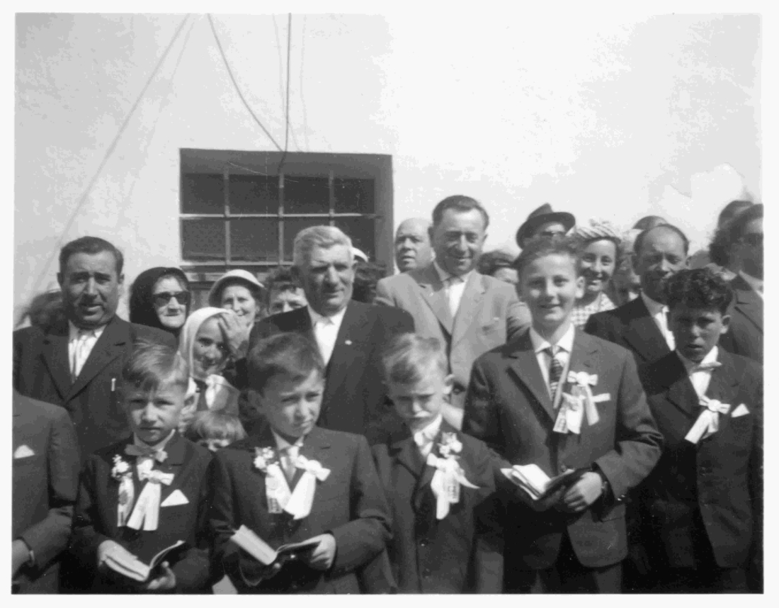 Röm. kath. Pfarre: Hl. Erstkommunion 1960 - Raba/Seper/Wagner/Drobits/Horvath/Dampf/Karoly/Kefeder