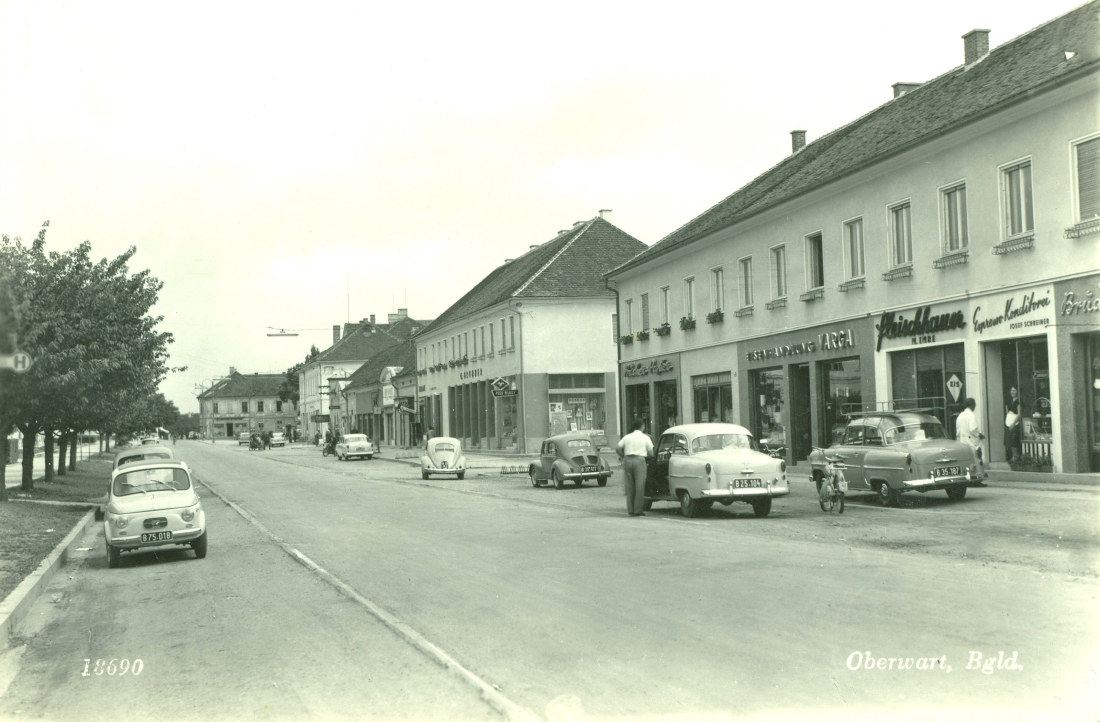 Hauptstraße gegen SO