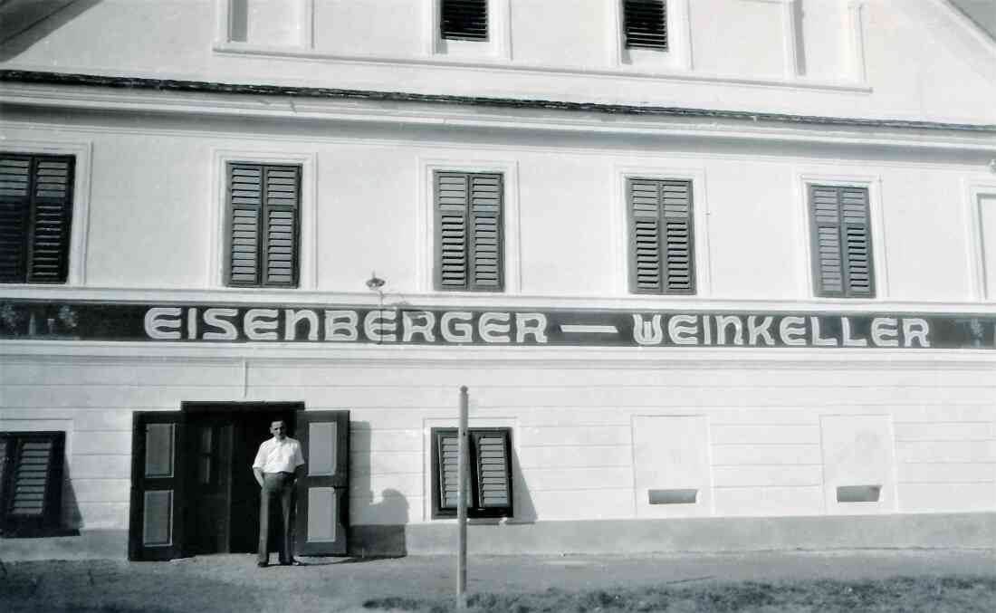 "Schwabhaus" - damals Eisenberger Weinkeller (Steinamangererstraße 75)