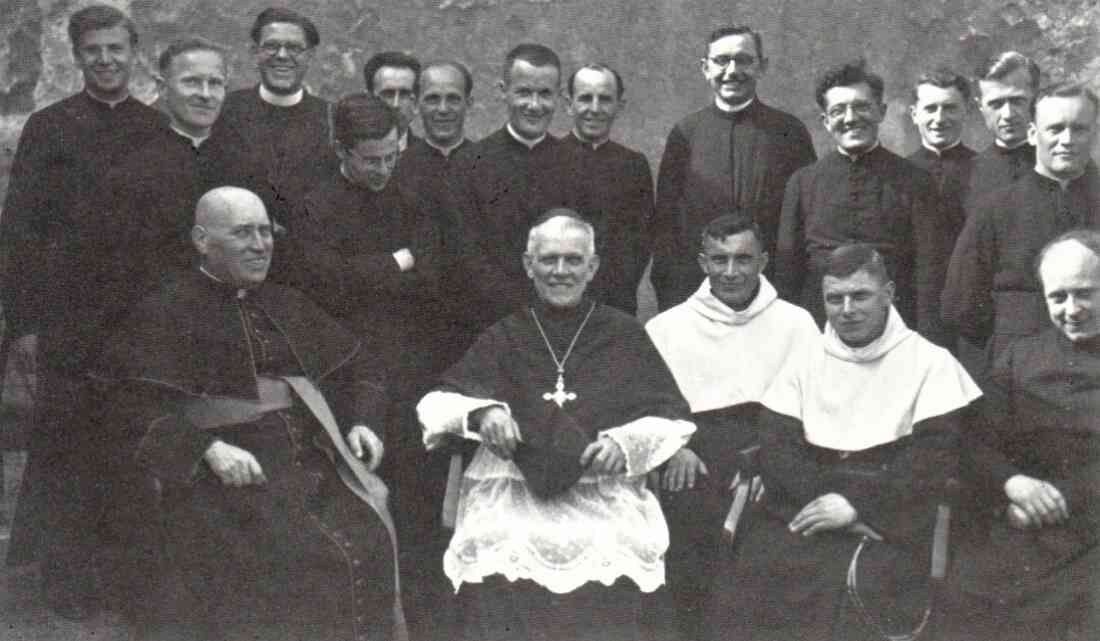 Röm. kath. Pfarre: Pfarrer und Regens Karl Michel anlässlich des Besuchs von Kardinals Theodor Innitzer im Burgenländischen Priesterseminar in Wien