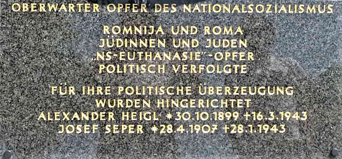 Gedenktafel: "Oberwarter Opfer des Nationalsozialismus" auf dem  Mahnmal für die Opfer des Nationalsozialismus (Roma/Jüdische Gemeinde)