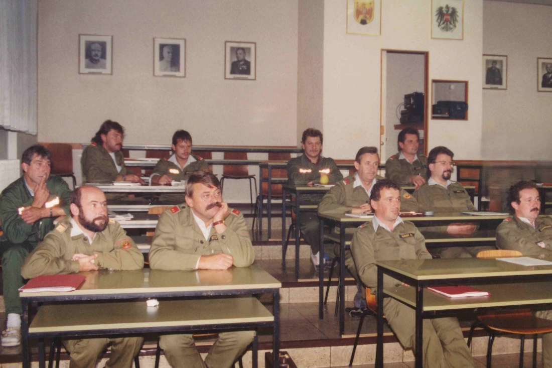 Stadtfeuerwehr: 2-tägiger Kurs in der Landesfeuerwehrschule in Eisenstadt - Weber/Stör/Mohat/Eberhard/Szabo/Gartner/Imre/Fassl/Wiedner/Woschitz