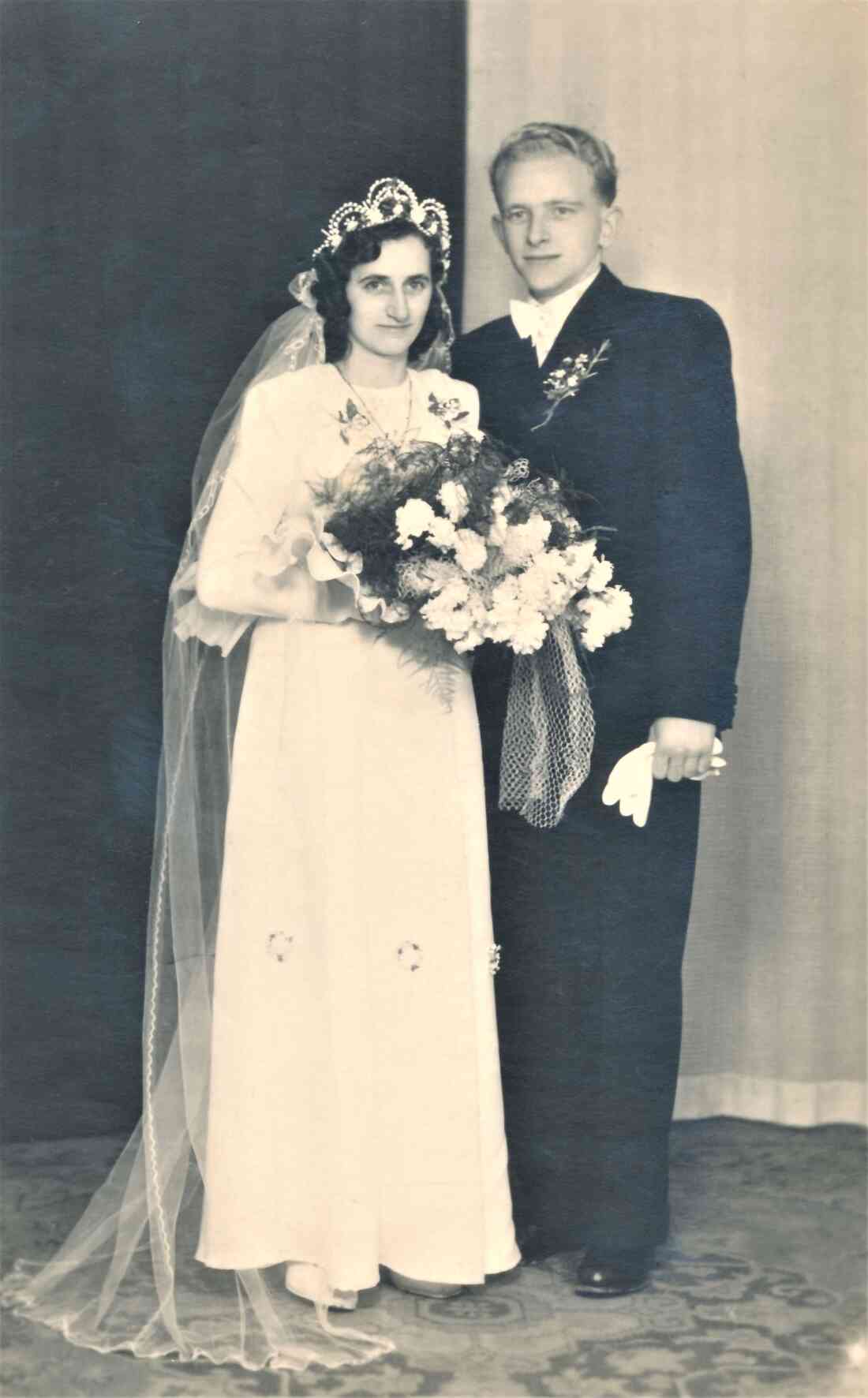 Oberwart/St. Martin: Das Hochzeitspaar Anna Guger (*1927/+2023) und Josef Simon (*1926/+2000)