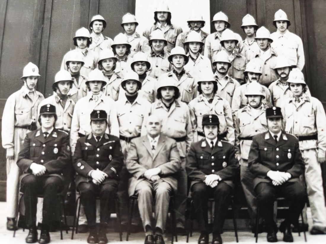 Mitglieder der Oberwarter Feuerwehr am 12. und 13. November 1975 zum Grundlehrgang in der Landesfeuerwehrschule in Eisenstadt (Widder/Benkö/Imre/Mohat/Seper)