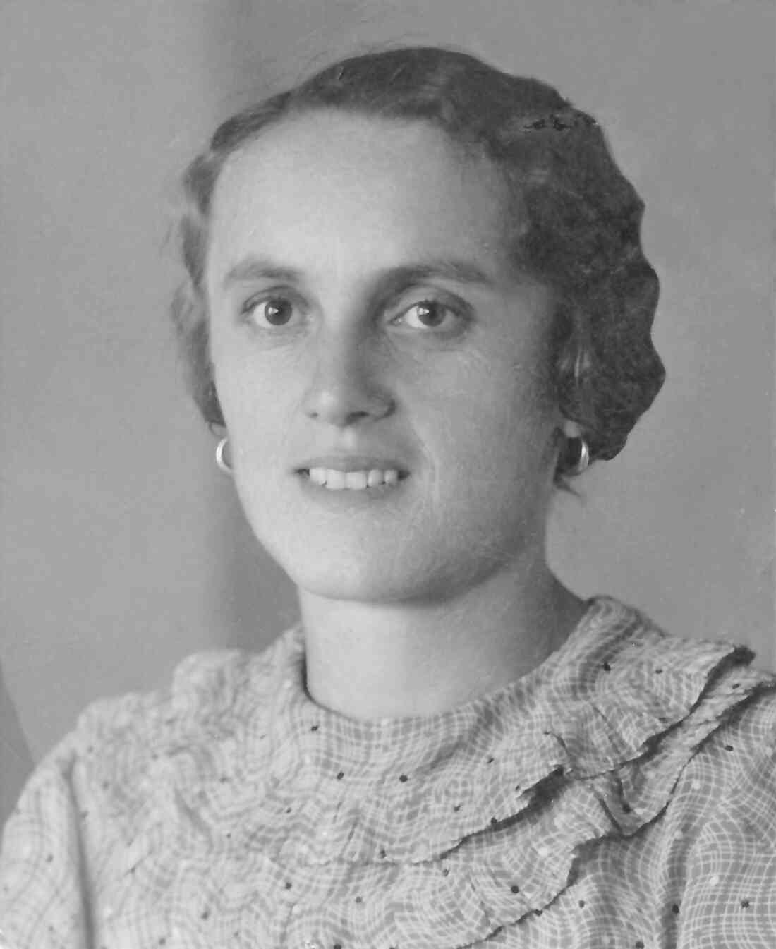 Zsofia Böcskör (verh. Szabo; *1910 / +1998) - Portrait
