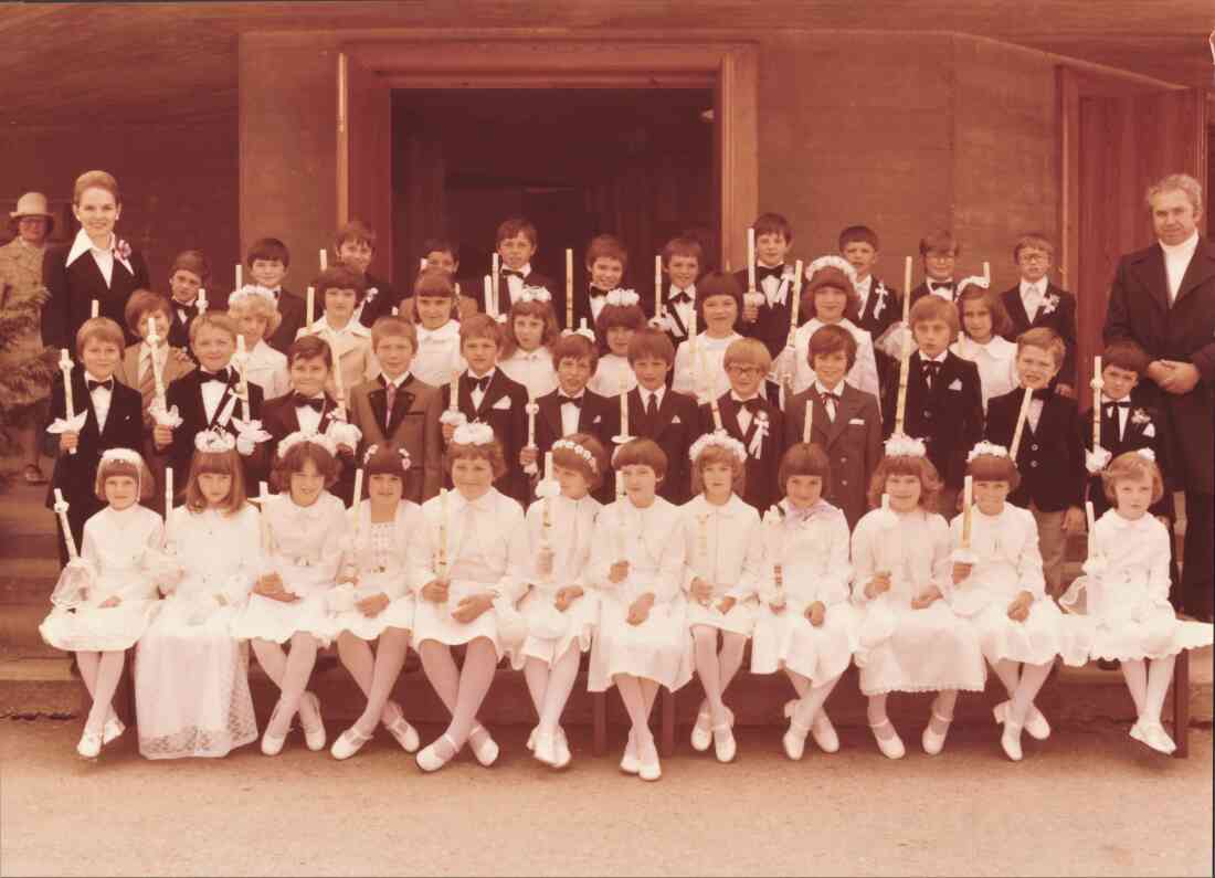 Röm. kath. Pfarre: Erstkommunion (Steszgal/Mikovits)
