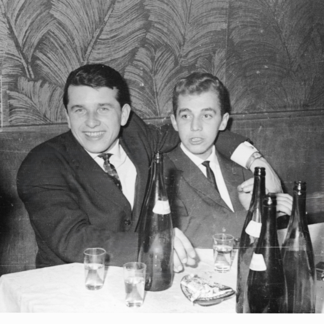 Männerfreundschaft am Evang. Jugendball im Gasthof Seper (Hauptplatz 2) - Kiss/Wagner