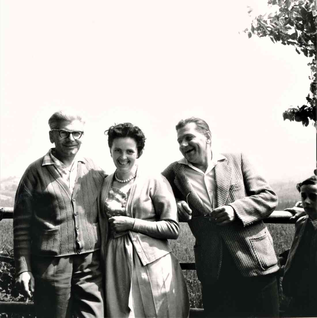 Ludwig Gabriel (Lehrer), Heidi Ochsenhofer (Kindergärtnerin) und Gustav Geschrey (Lehrer)