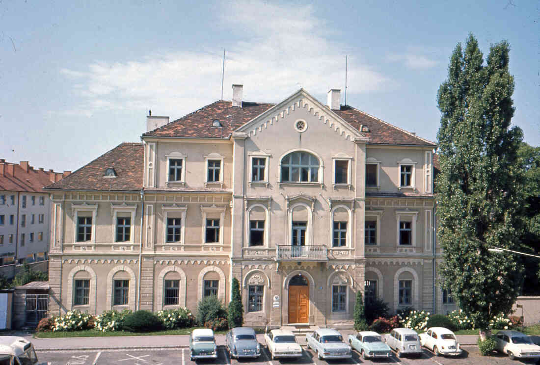 Bezirksgericht Oberwart (Hauptplatz 12)