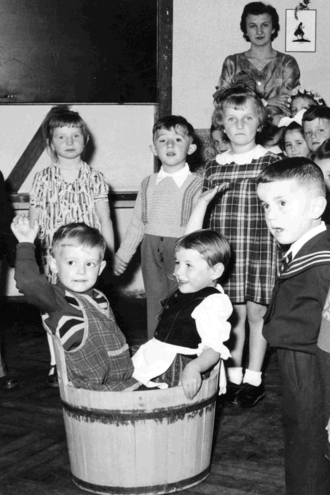 Städtischer Kindergarten: Gruppe des Jahrgangs 1951 - Wagner/Dellacher/Farkas/Kelemen/Jelinek
