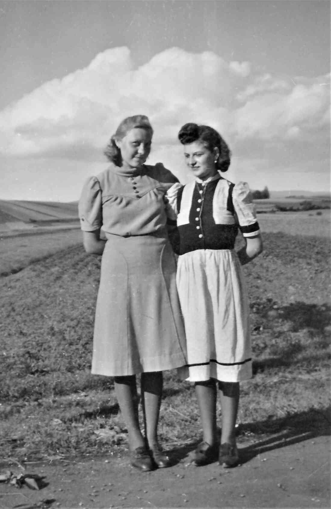 Anna Grof ("Panni") und Anna Gaal (verh. Glavanovits, *1923 /+2004)