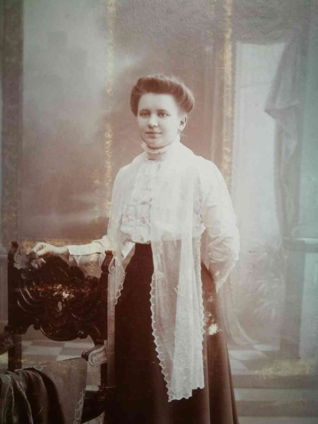 Maria Böcskör (*1883/+1911) - Portrait