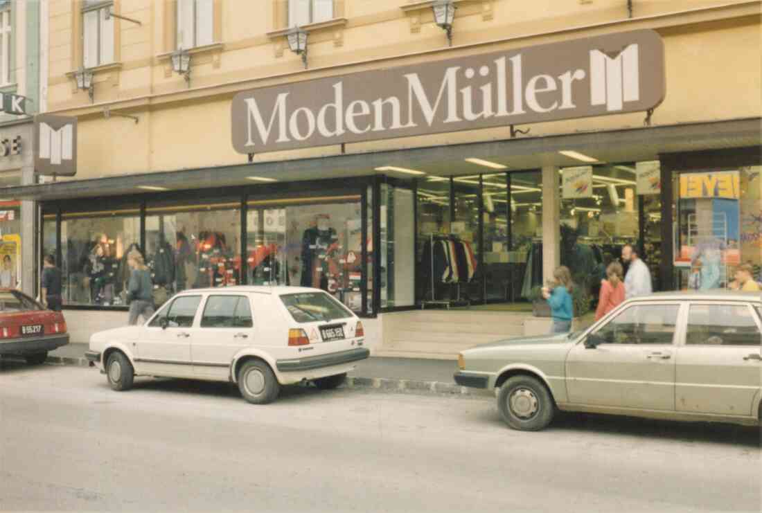 Geschäftslokal "Modenmüller" - Wienerstraße 7