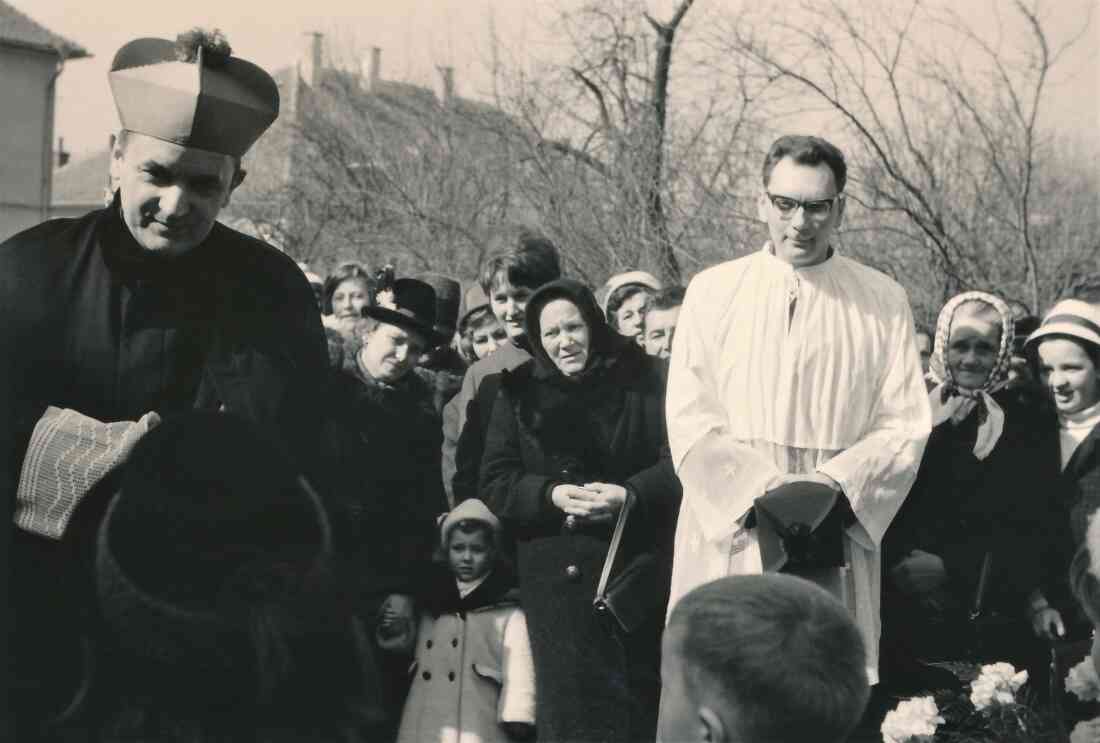 Bau der neuen röm. kath. Osterkirche: Begrüßung von Diözesanbischof DDr. Stephan László