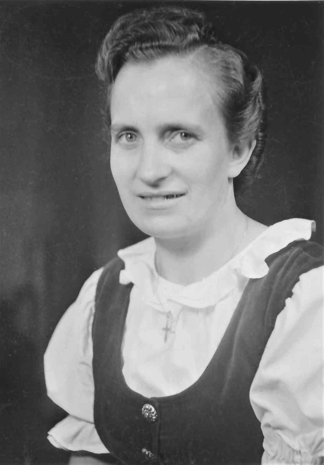 Irma Graf (geb. Hanusch, *1914 / +2000) aus dem Haus der Gärtnerei Hanusch-Graf