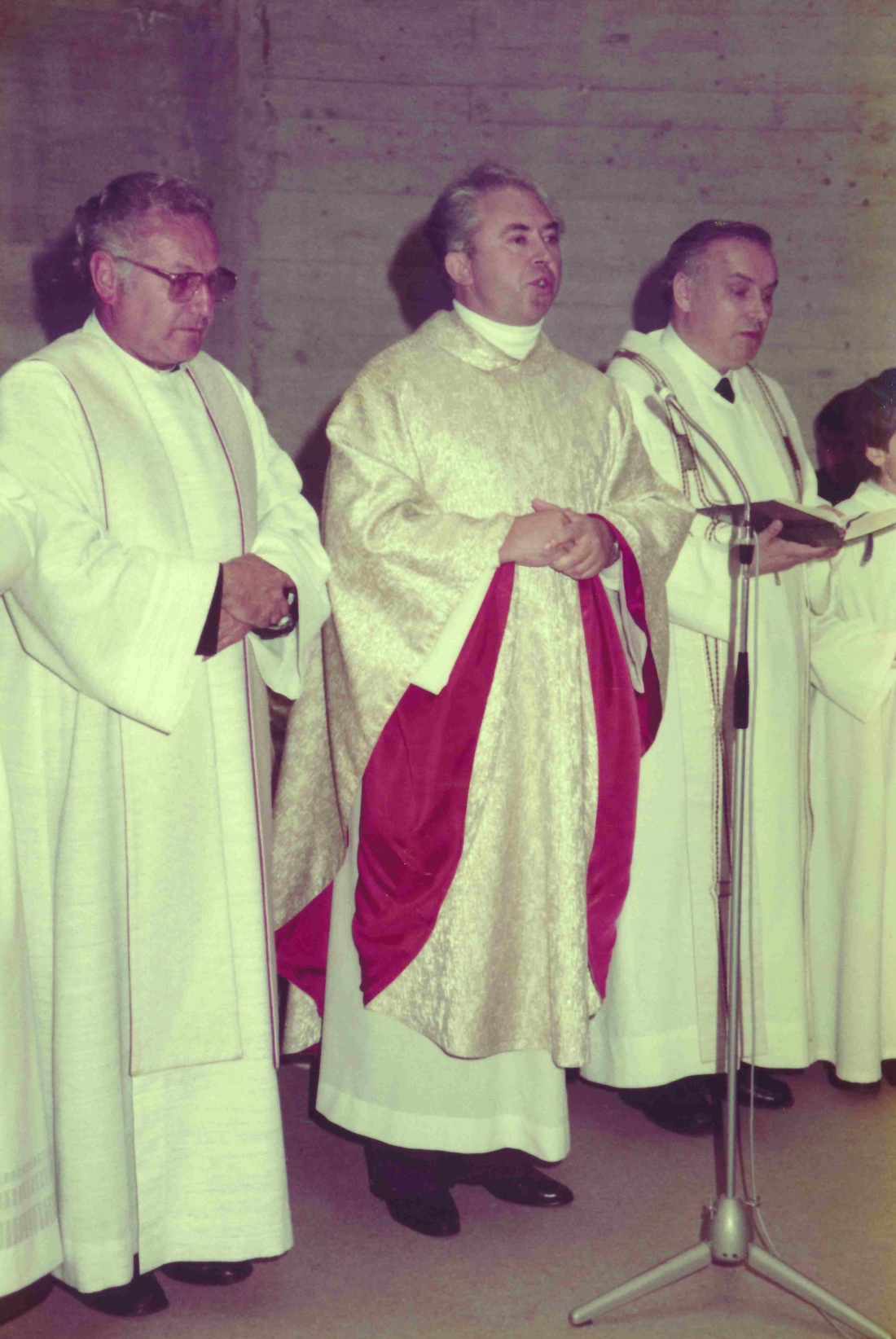 Röm. kath. Pfarre: 25-jähriges Priesterjubiläum von Pfarrer Prof. Josef Mikovits (*1936/+2017) - Zechmeister/Schwarz