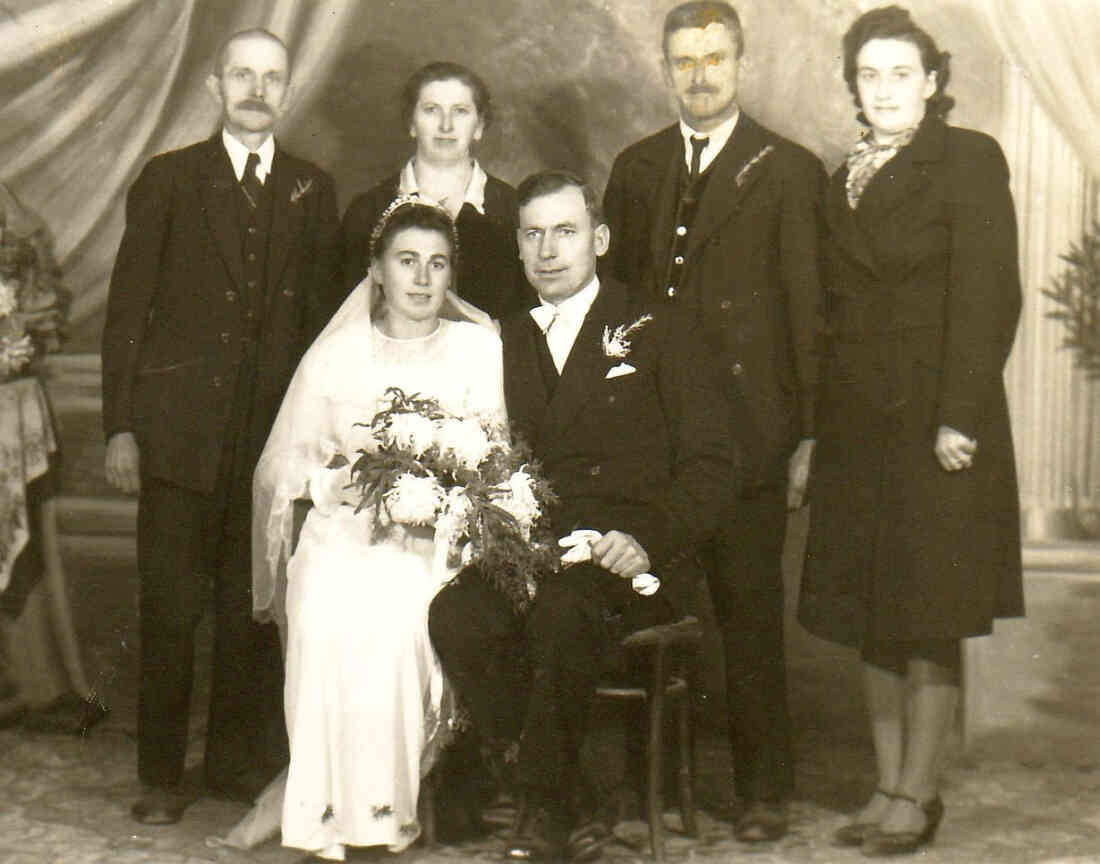 Hochzeit von Julius (*1909/+2001) und Margarete (*1925/+2003) Kiss