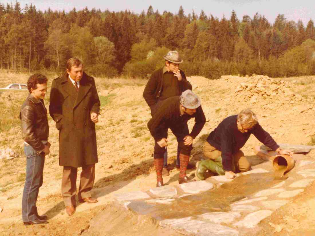 Erstbefüllung des Pinkateiches (Erstbesitzer Gustav Benkö und Endre Talasz) im Frühjahr 1981 - Kiss/Wogotai