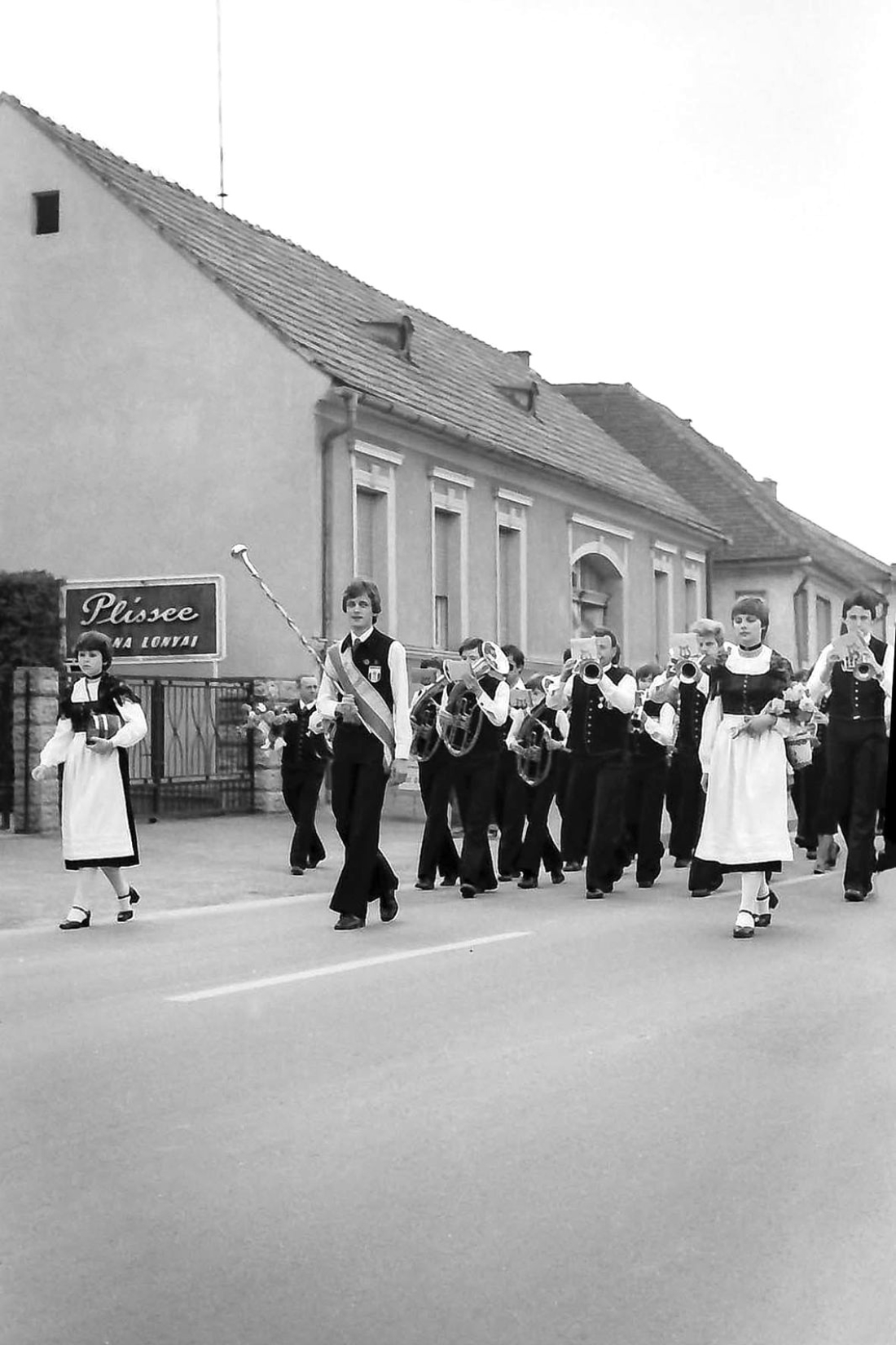 Stadtkapelle: Marsch zum 1. Mai - Stabführer Peter Frühmann - Steinamangererstraße