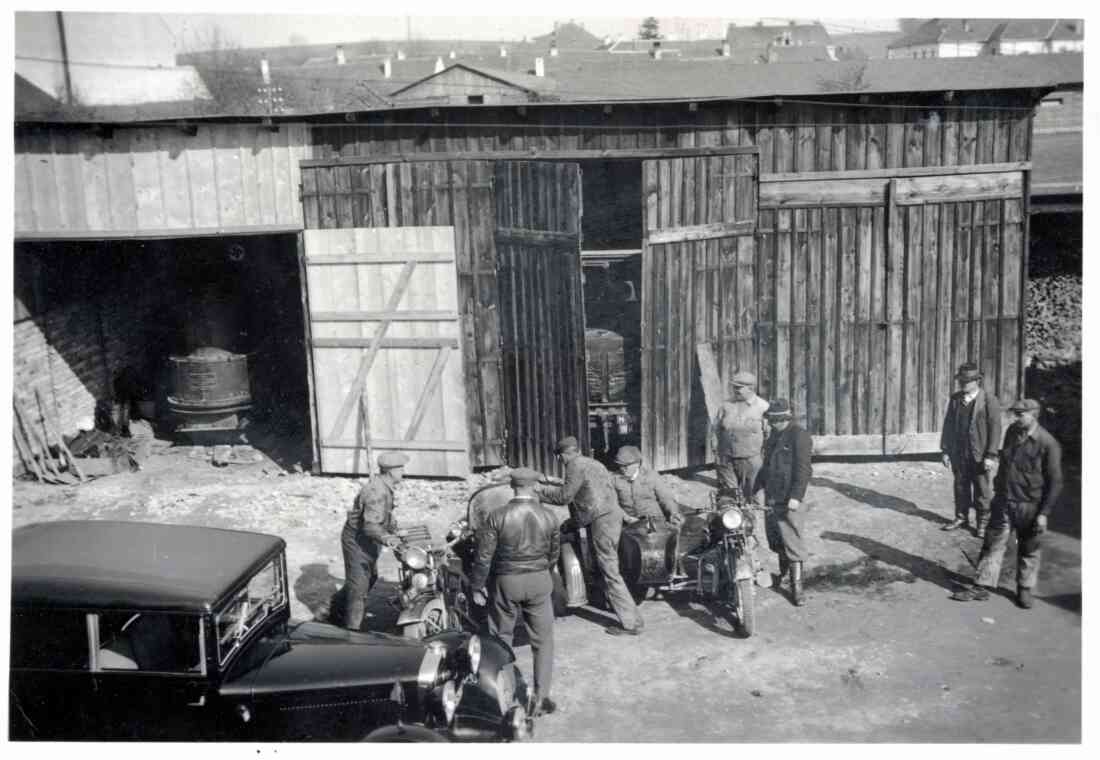 Hof des Bauamts (Ambrosigasse 15) - Straßenbaubezirksamt