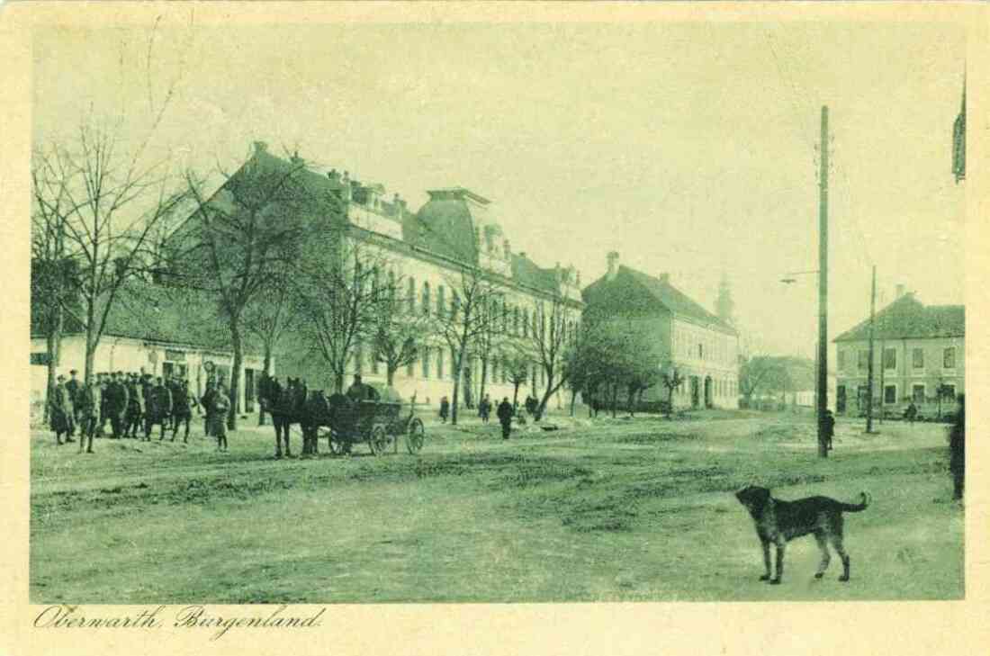 Ansichtskarte: Hauptplatz mit Blick aufs Rathaus