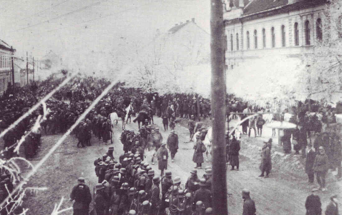 Österreichischen Truppen beenden die Episode des "Freischärlerstaats" Leithabanat (Lajtabánság ung. oder Leitha-Banschaft): Hauptplatz