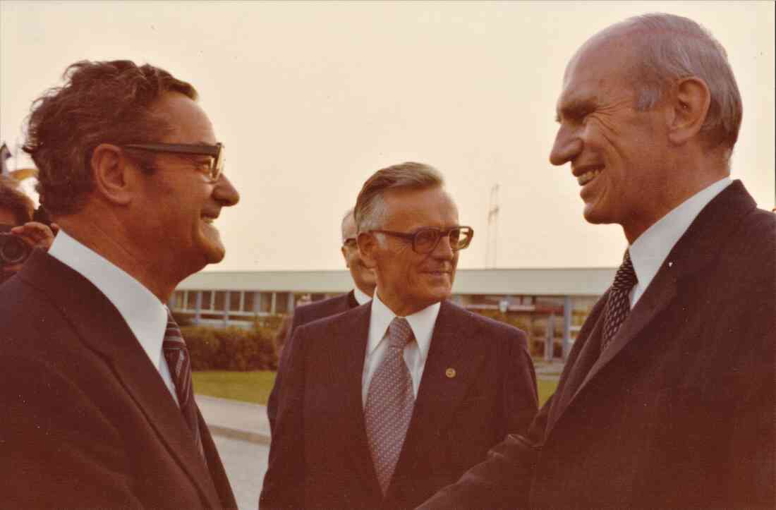 Kery-Stiftung: Festakt in der Aula der HS-Oberwart am 28. Juni 1977