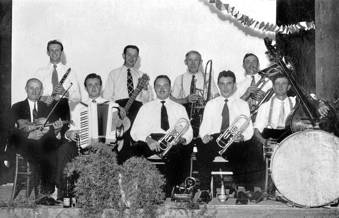 Gerhard Schönfeldinger als Mitglied der Kapelle Schönfeldinger