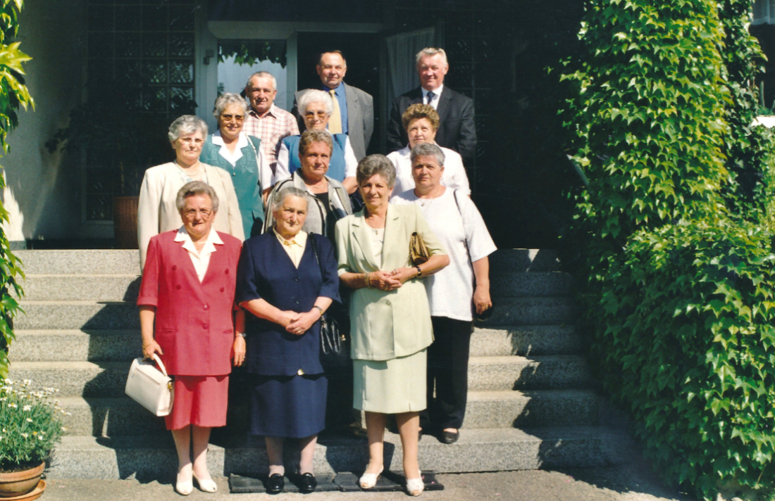 Reformierte Pfarrgemeinde: Goldene Konfirmation 1999 - Litzenberger/Sterniczky/Gangoly/Riczinger/Schindler/Benedik/Hegedüs/Imre/Seper/Adorjan/Horvath