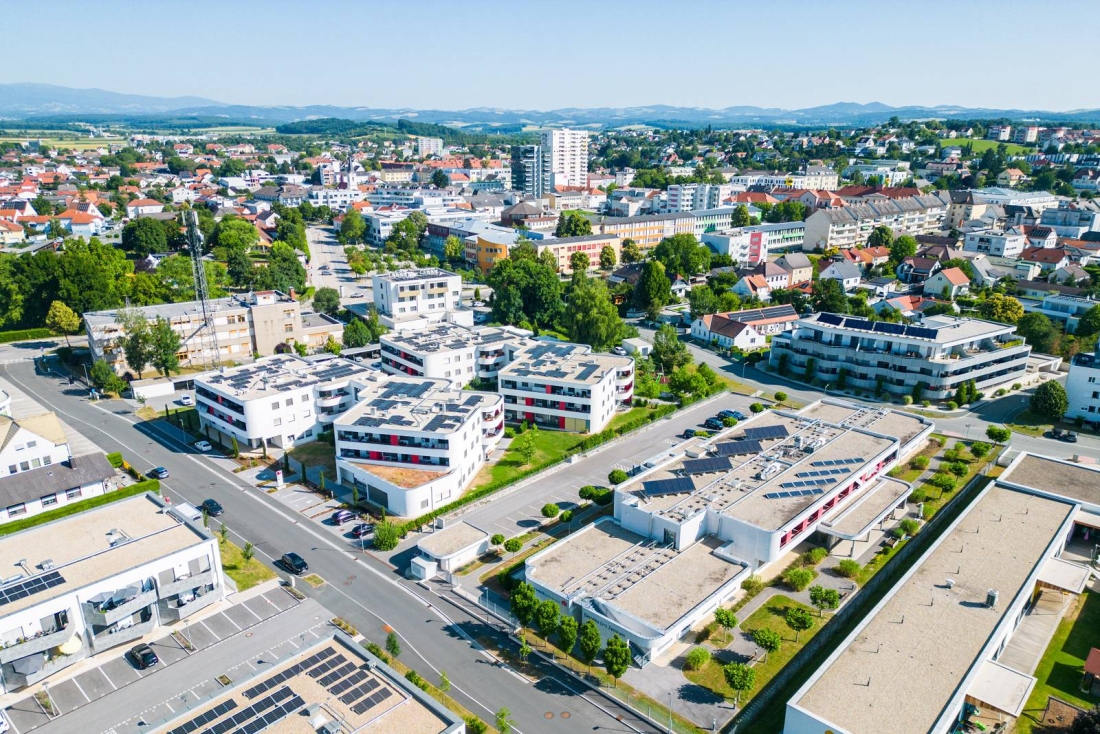 Flugaufnahme/Luftbild: Blick über das Stadtzentrum gegen Norden