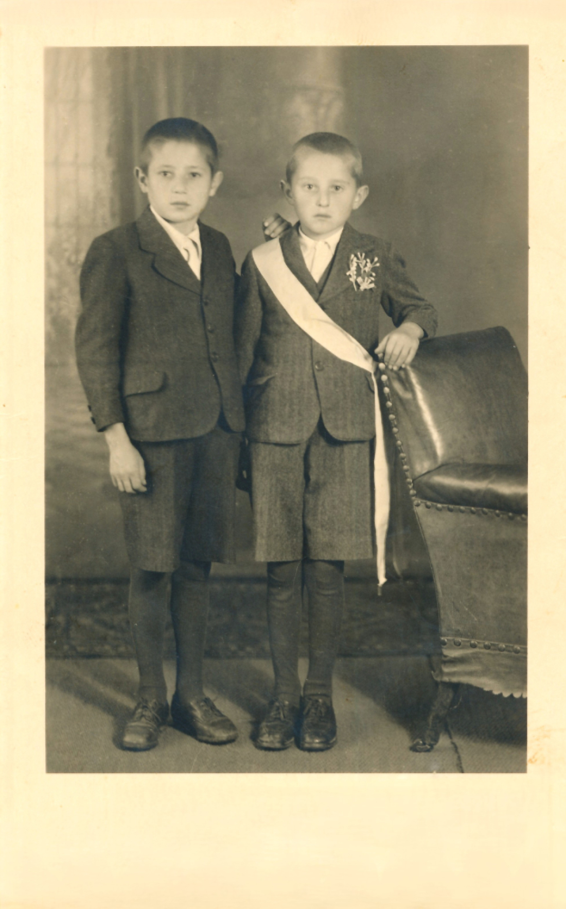 St. Martin: Erstkommunion von Franz Guger 1942 - St. Martin 10 / Oberwarter Straße 34+32